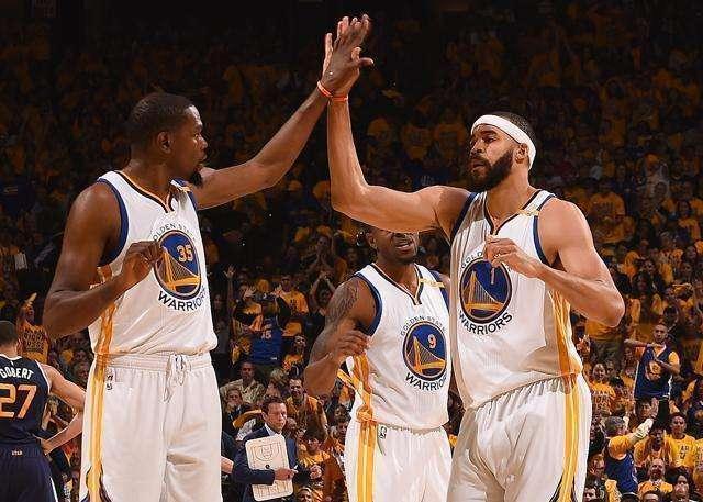 为什么本垒板必须定期使用特制白色漆翻新