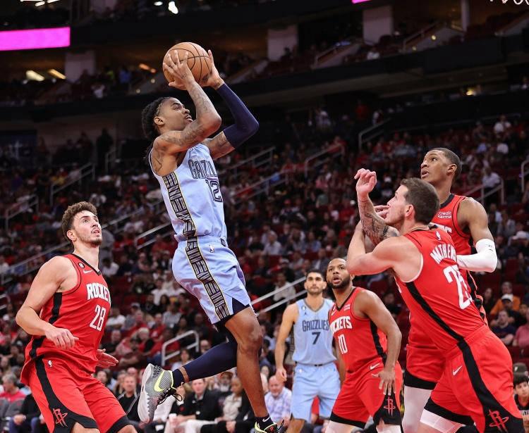 WTT总决赛 王曼昱4-0战胜陈熠晋级女单决赛