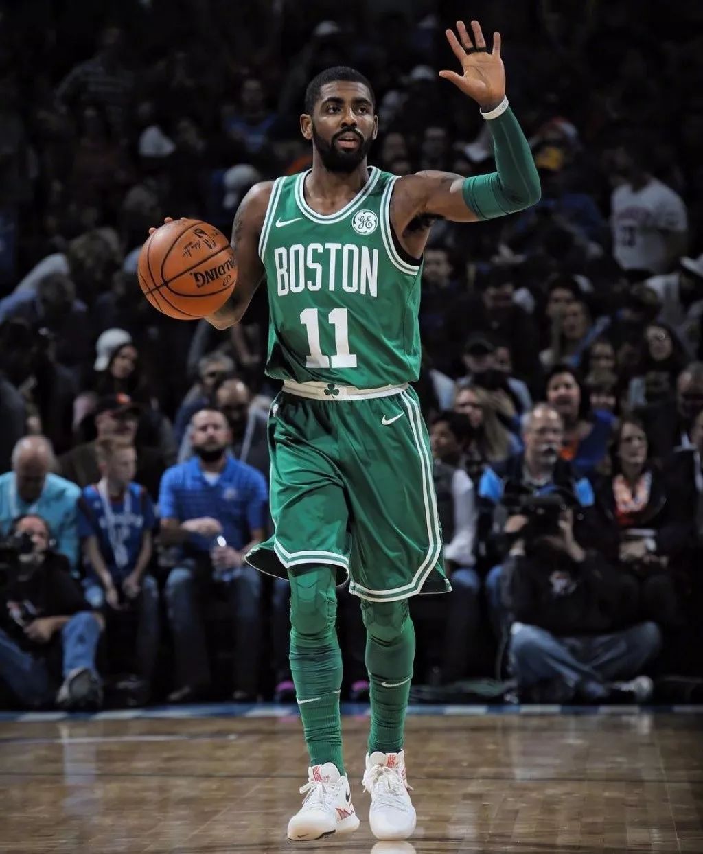 终于用明白了！乌度卡发布会两次被杜兰特征服，亲承放权关键球！