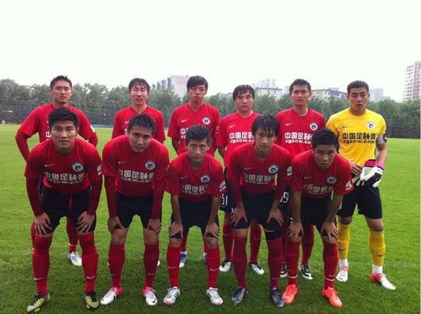 方桥小学足球班级联赛热力开赛