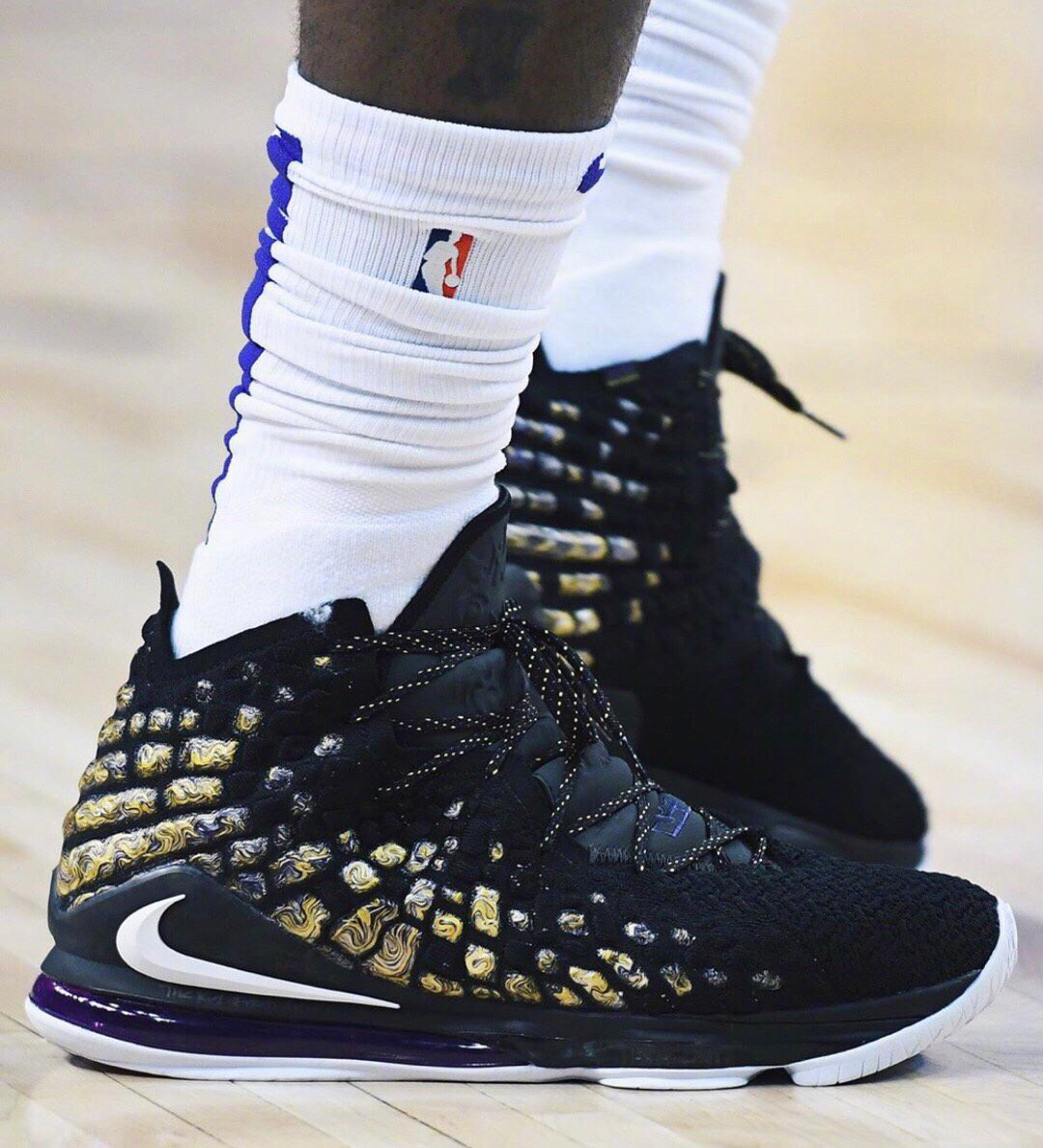 西部复古未来风射击游戏《ExeKiller》实机宣传片