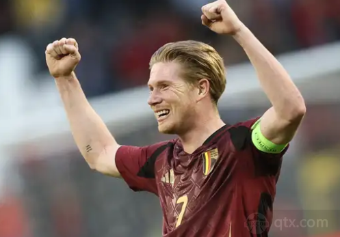 中超-卡扎伊什维利帽子戏法 泰山客场战平申花